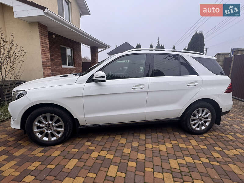 Позашляховик / Кросовер Mercedes-Benz GLE-Class 2017 в Києві фото 3 Позашляховик / Кросовер Mercedes-Benz GLE-Class 2017 в Києві