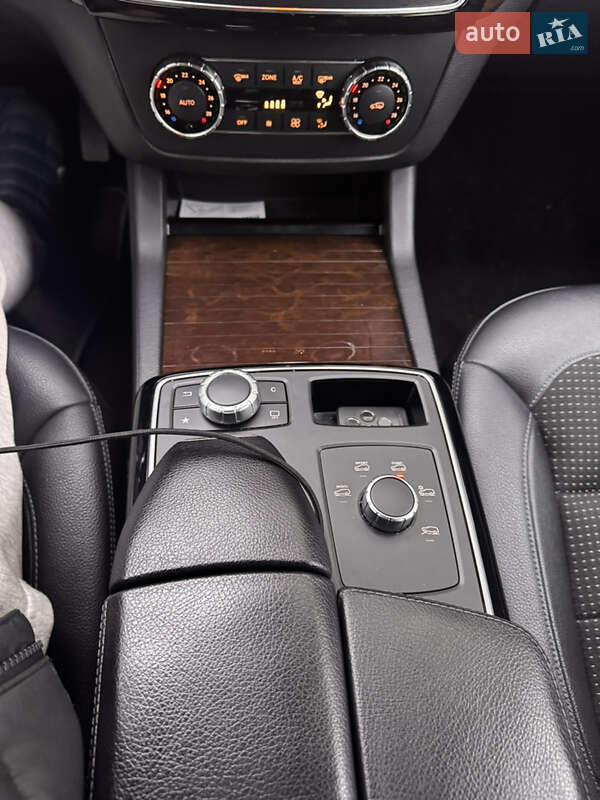 Позашляховик / Кросовер Mercedes-Benz GLE-Class 2017 в Києві фото 10 Позашляховик / Кросовер Mercedes-Benz GLE-Class 2017 в Києві