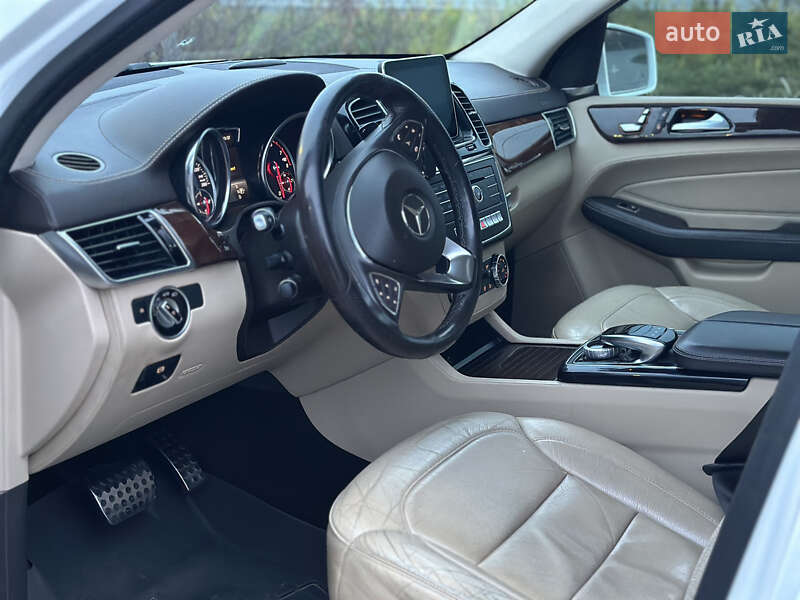 Позашляховик / Кросовер Mercedes-Benz GLE-Class 2015 в Ужгороді