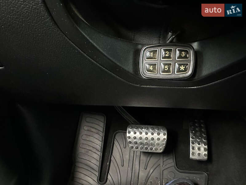 Внедорожник / Кроссовер Mercedes-Benz GLE-Class 2017 в Киеве фото 6 Внедорожник / Кроссовер Mercedes-Benz GLE-Class 2017 в Киеве