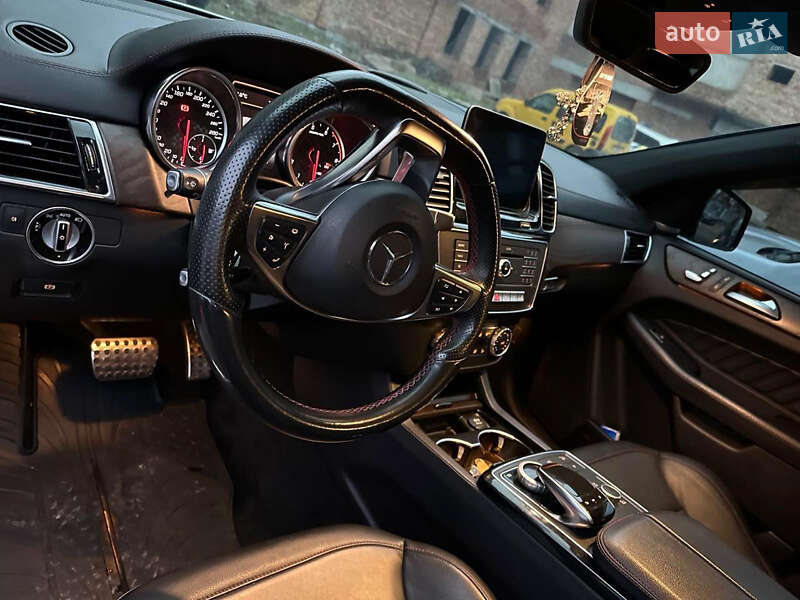 Внедорожник / Кроссовер Mercedes-Benz GLE-Class 2017 в Киеве фото 3 Внедорожник / Кроссовер Mercedes-Benz GLE-Class 2017 в Киеве