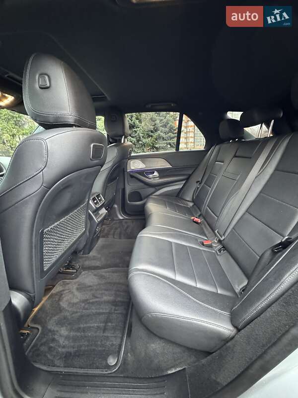 Внедорожник / Кроссовер Mercedes-Benz GLE-Class 2019 в Тернополе фото 31 Внедорожник / Кроссовер Mercedes-Benz GLE-Class 2019 в Тернополе