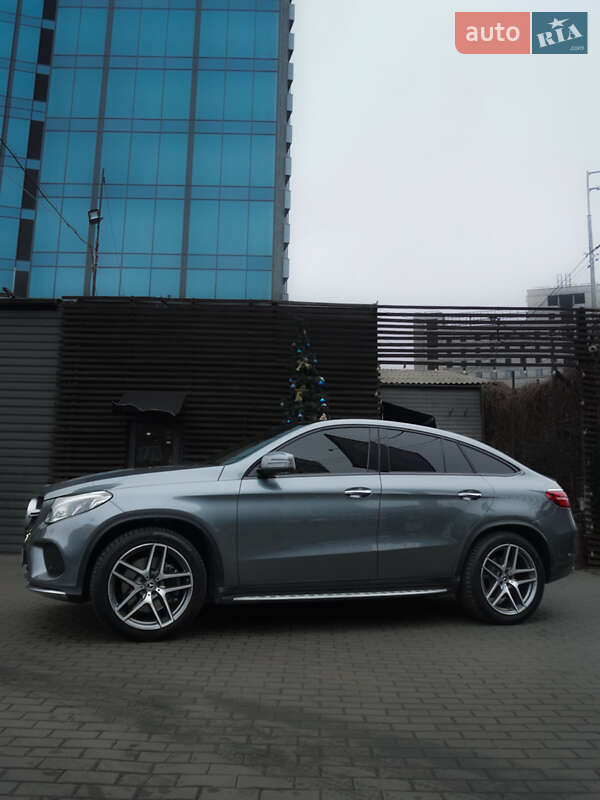 Mercedes-Benz GLE-Class 2018 Mercedes-Benz GLE-Class 2018