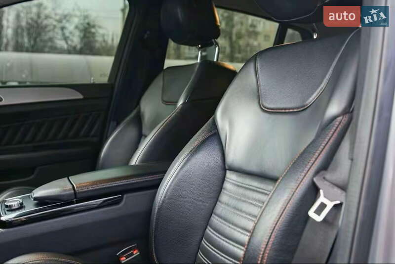 Внедорожник / Кроссовер Mercedes-Benz GLE-Class 2015 в Киеве