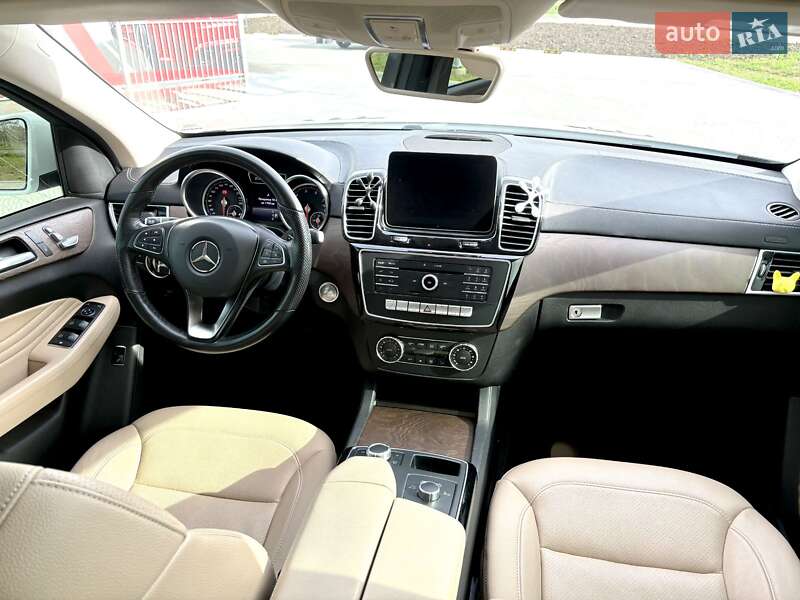 Внедорожник / Кроссовер Mercedes-Benz GLE-Class 2018 в Яворове