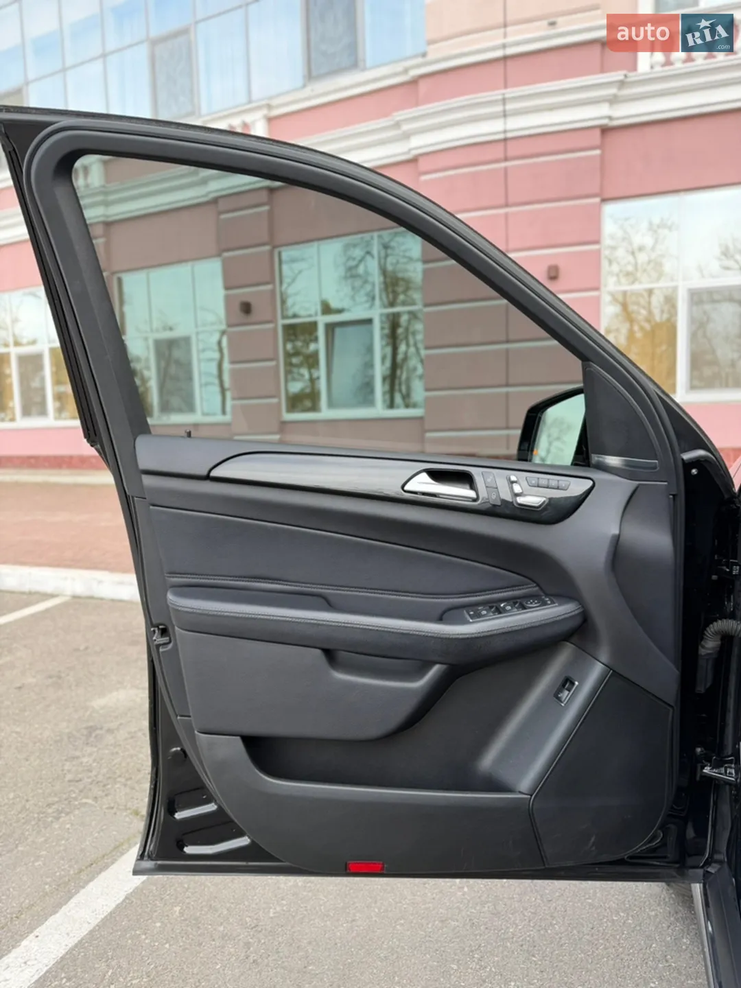 2018 Mercedes-Benz GLE - мініатюра 42