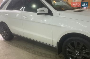 Позашляховик / Кросовер Mercedes-Benz GLE-Class 2016 в Києві