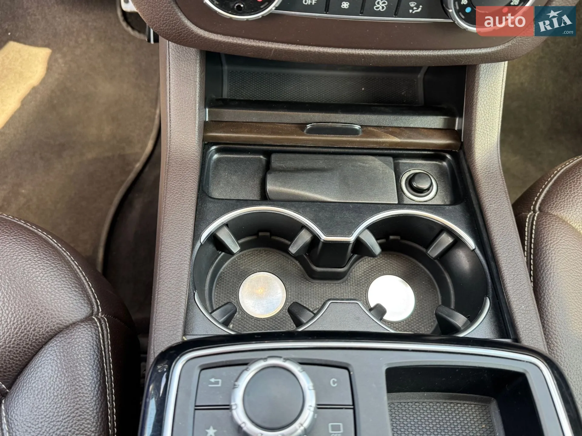 2017 Mercedes-Benz GLE - мініатюра 26