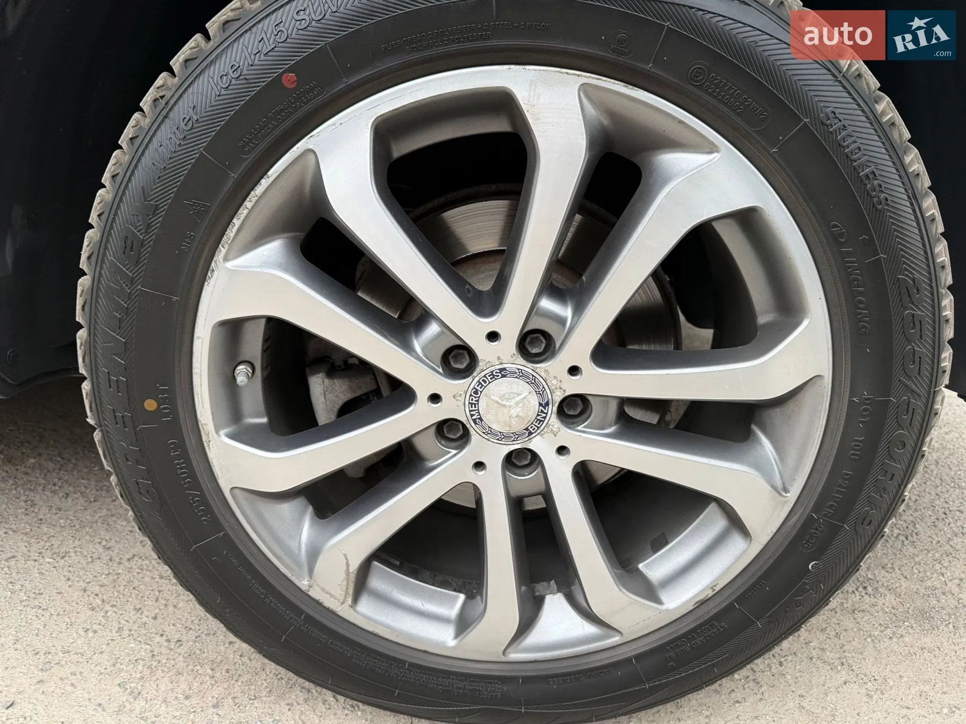 Mercedes-Benz GLE-Class 2016 VIN 4JGDA5HB4GA735324 фото оголошення 3 з 38