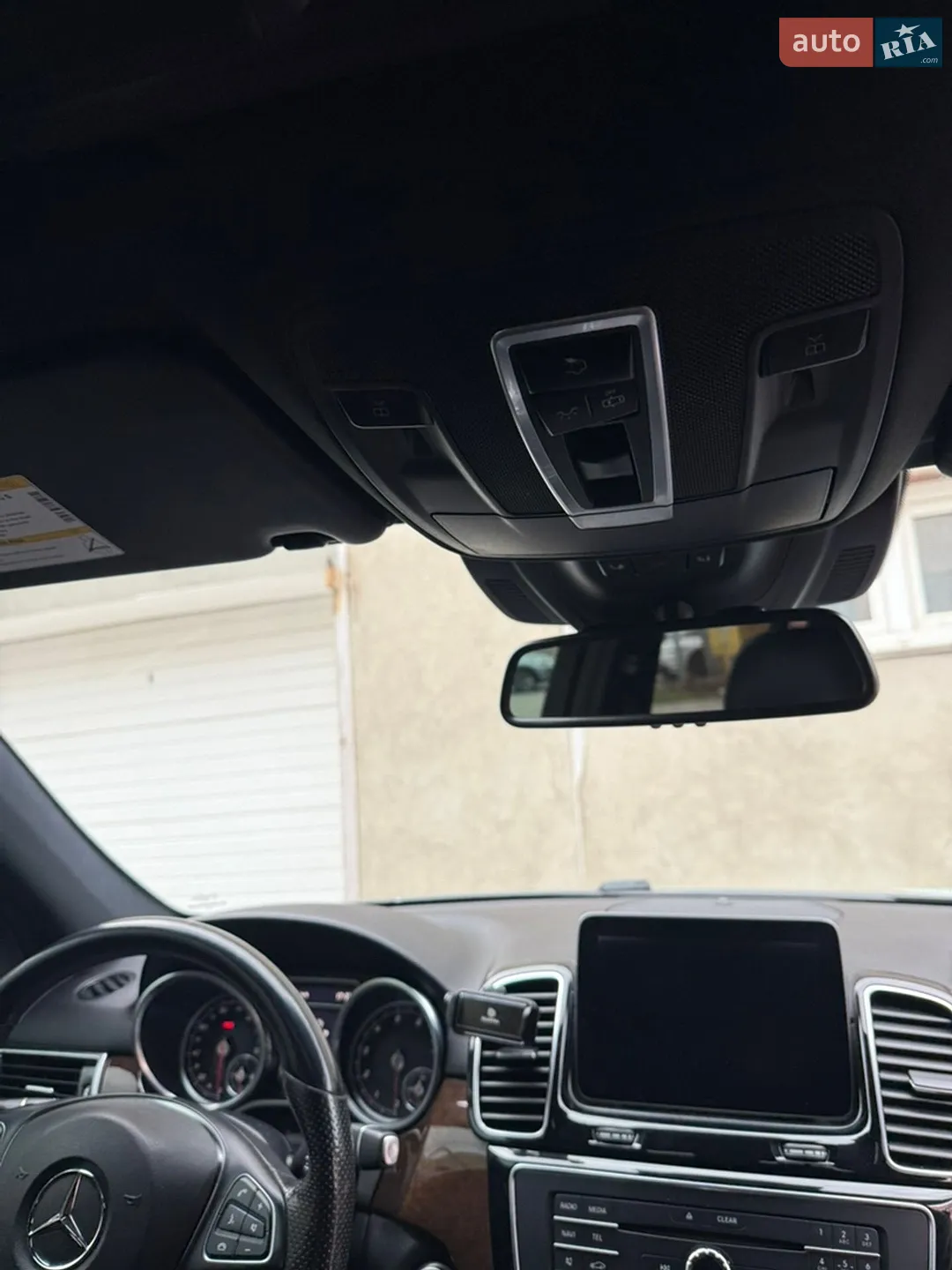 Mercedes-Benz GLE-Class 2016 VIN 4JGDA5HB4GA735324 фото оголошення 27 з 38