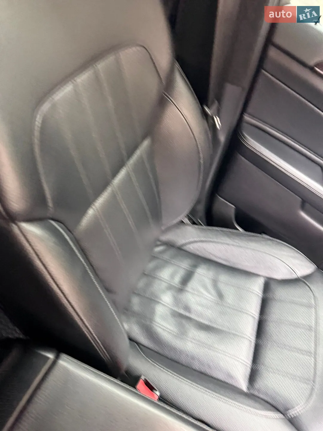 Mercedes-Benz GLE-Class 2016 VIN 4JGDA5HB4GA735324 фото оголошення 29 з 38