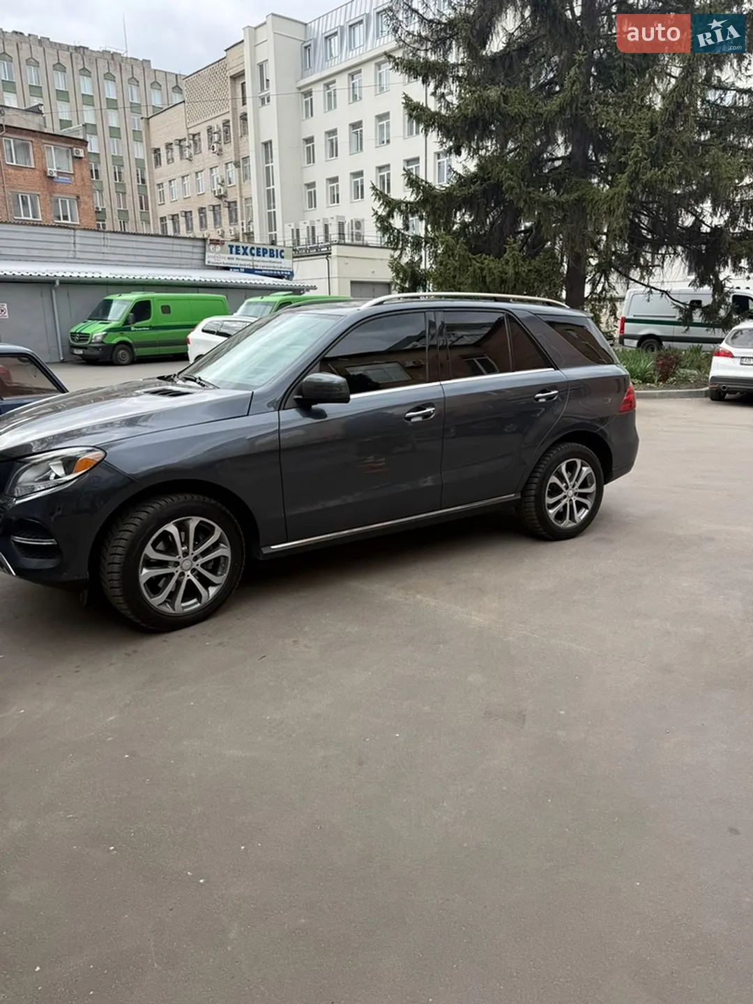 Mercedes-Benz GLE-Class 2016 VIN 4JGDA5HB4GA735324 фото оголошення 38 з 38