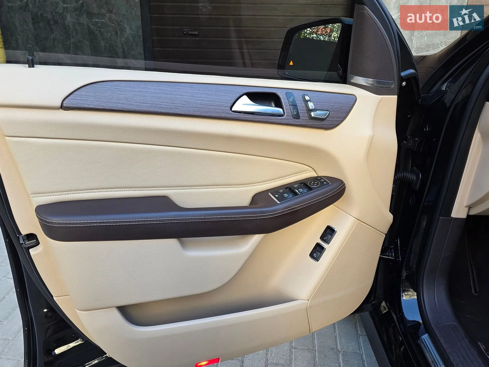 2016 Mercedes-Benz GLE - мініатюра 20