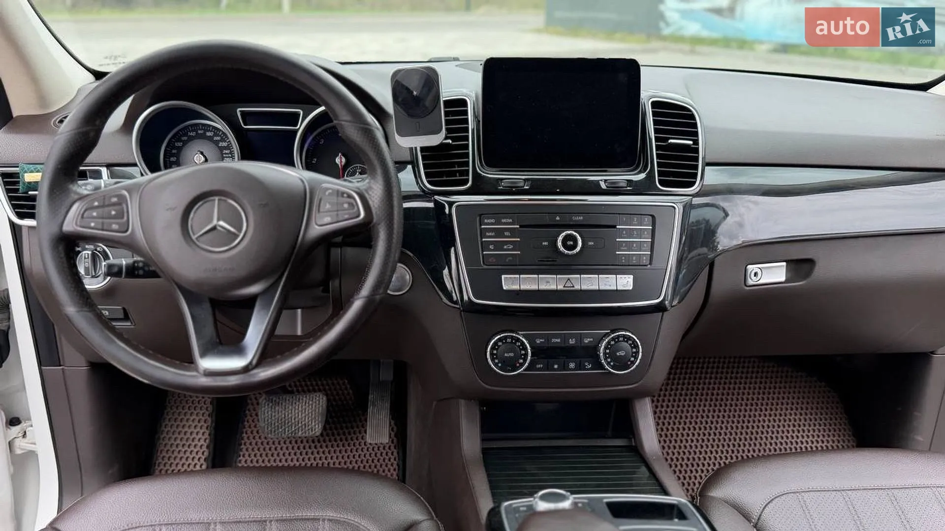 2016 Mercedes-Benz GLE - мініатюра 20