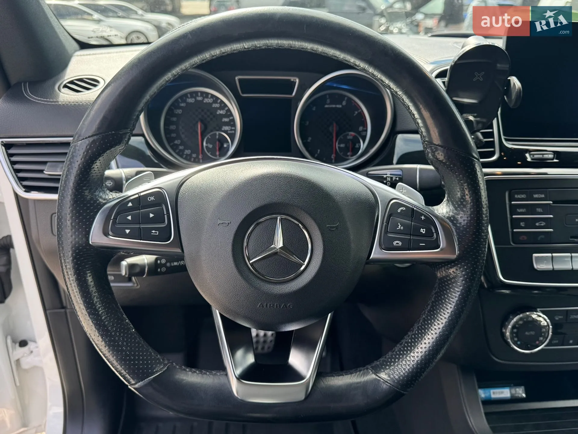 2018 Mercedes-Benz GLE - мініатюра 30