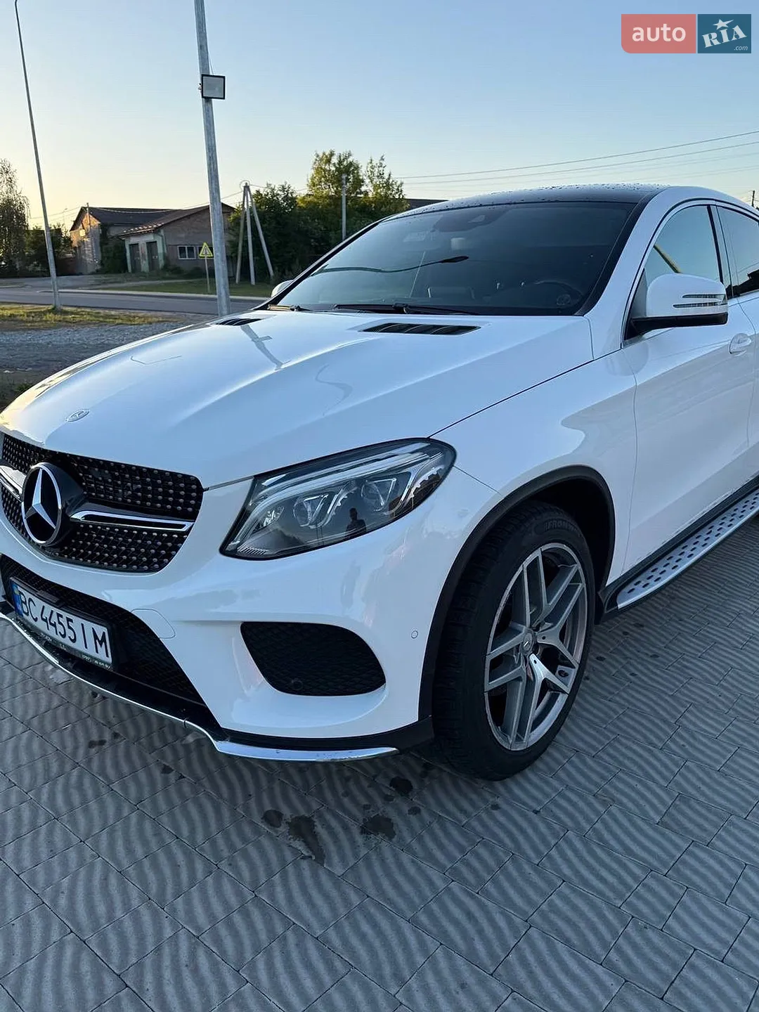 2016 Mercedes-Benz GLE - мініатюра 14