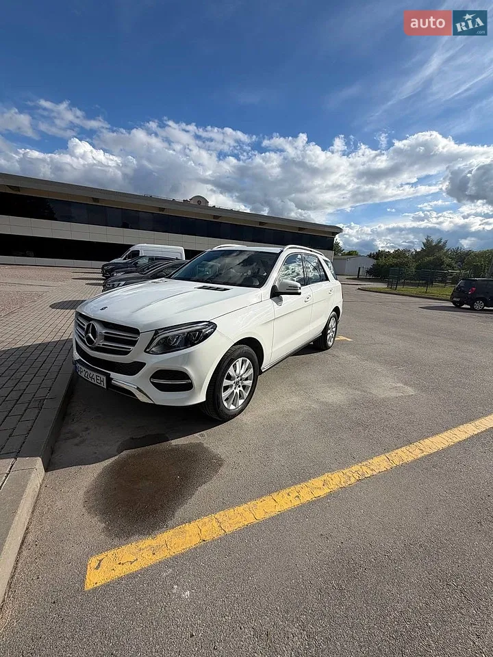 2017 Mercedes-Benz GLE - мініатюра 26