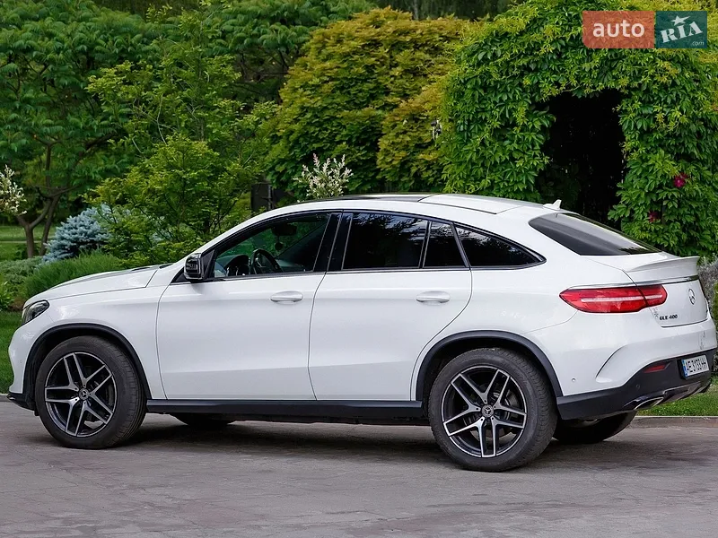 Mercedes-Benz GLE-Class
