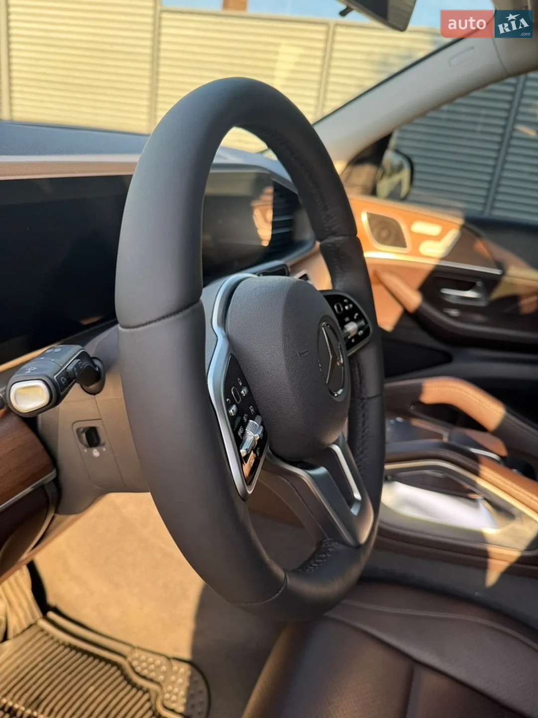 2019 Mercedes-Benz GLE - мініатюра 18