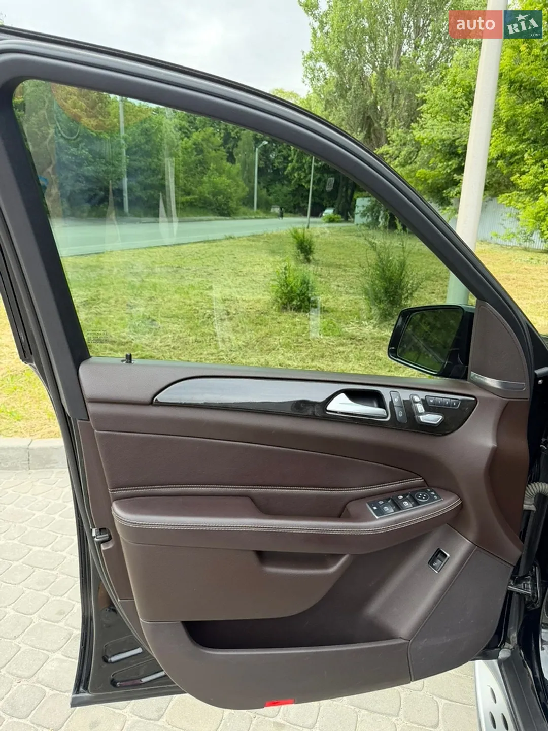 2016 Mercedes-Benz GLE - мініатюра 23
