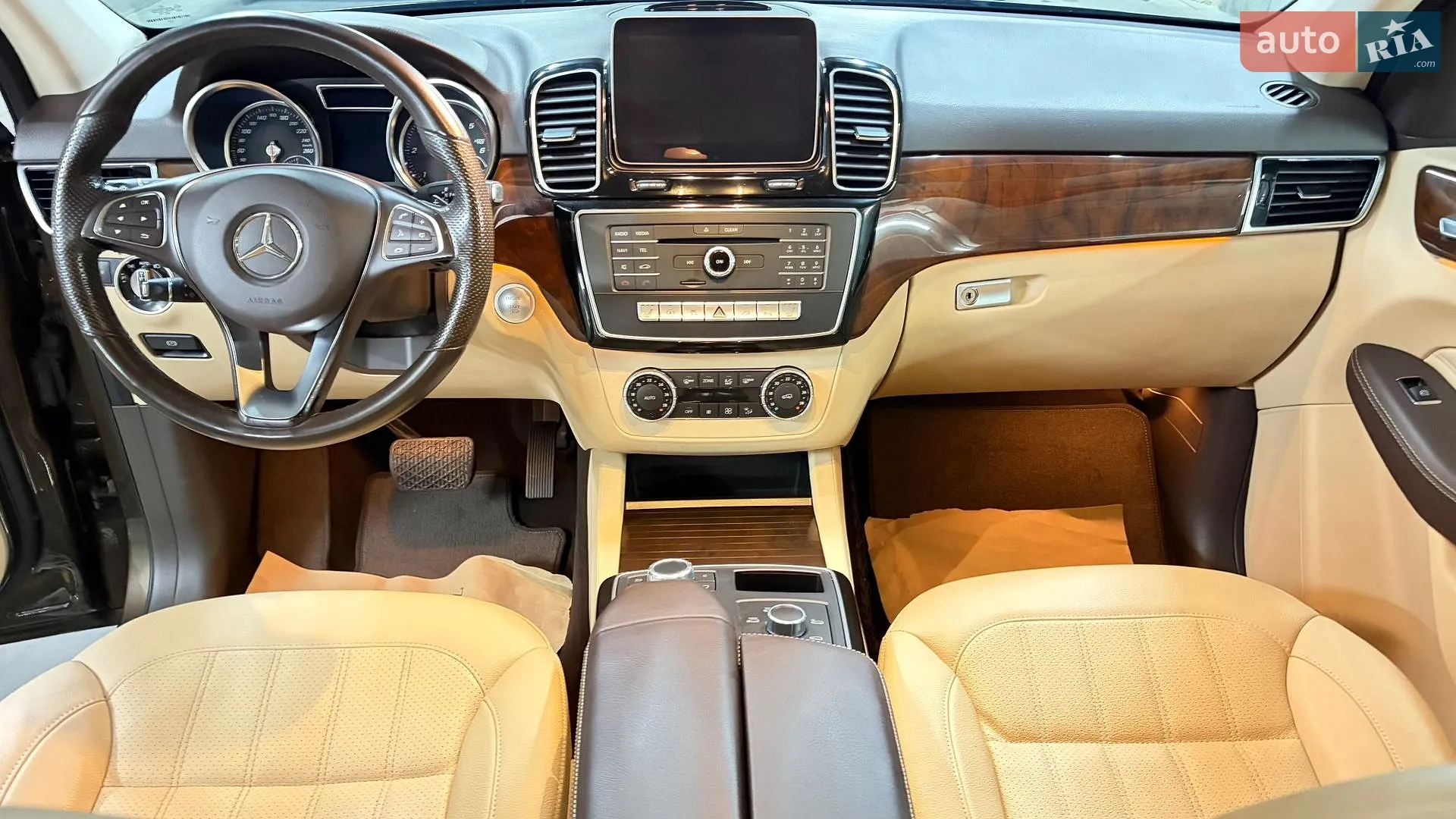 2017 Mercedes-Benz GLE - мініатюра 34
