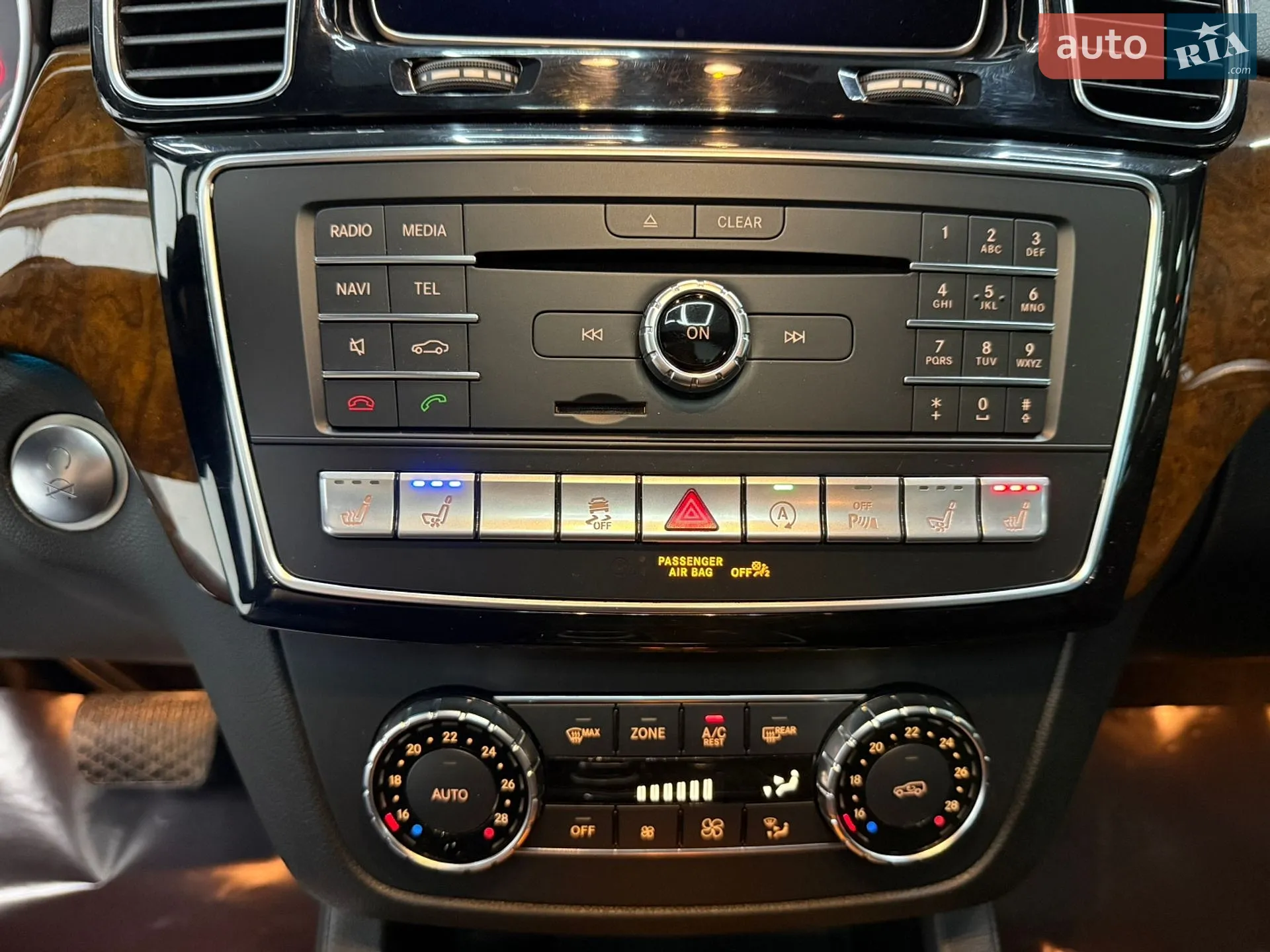 2015 Mercedes-Benz GLE - мініатюра 15