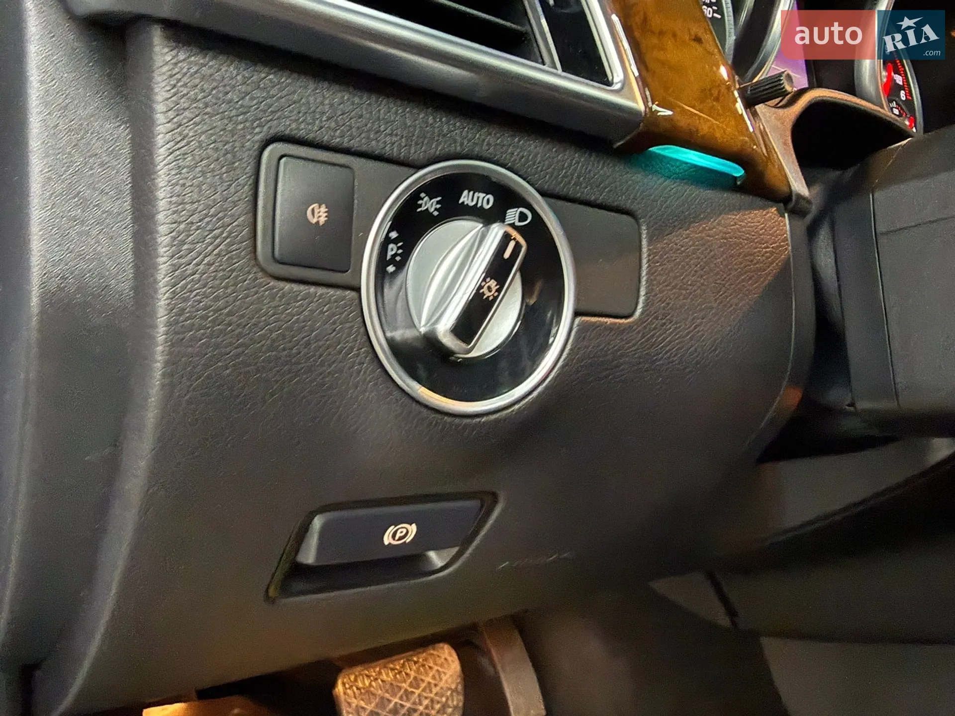 2015 Mercedes-Benz GLE - мініатюра 23