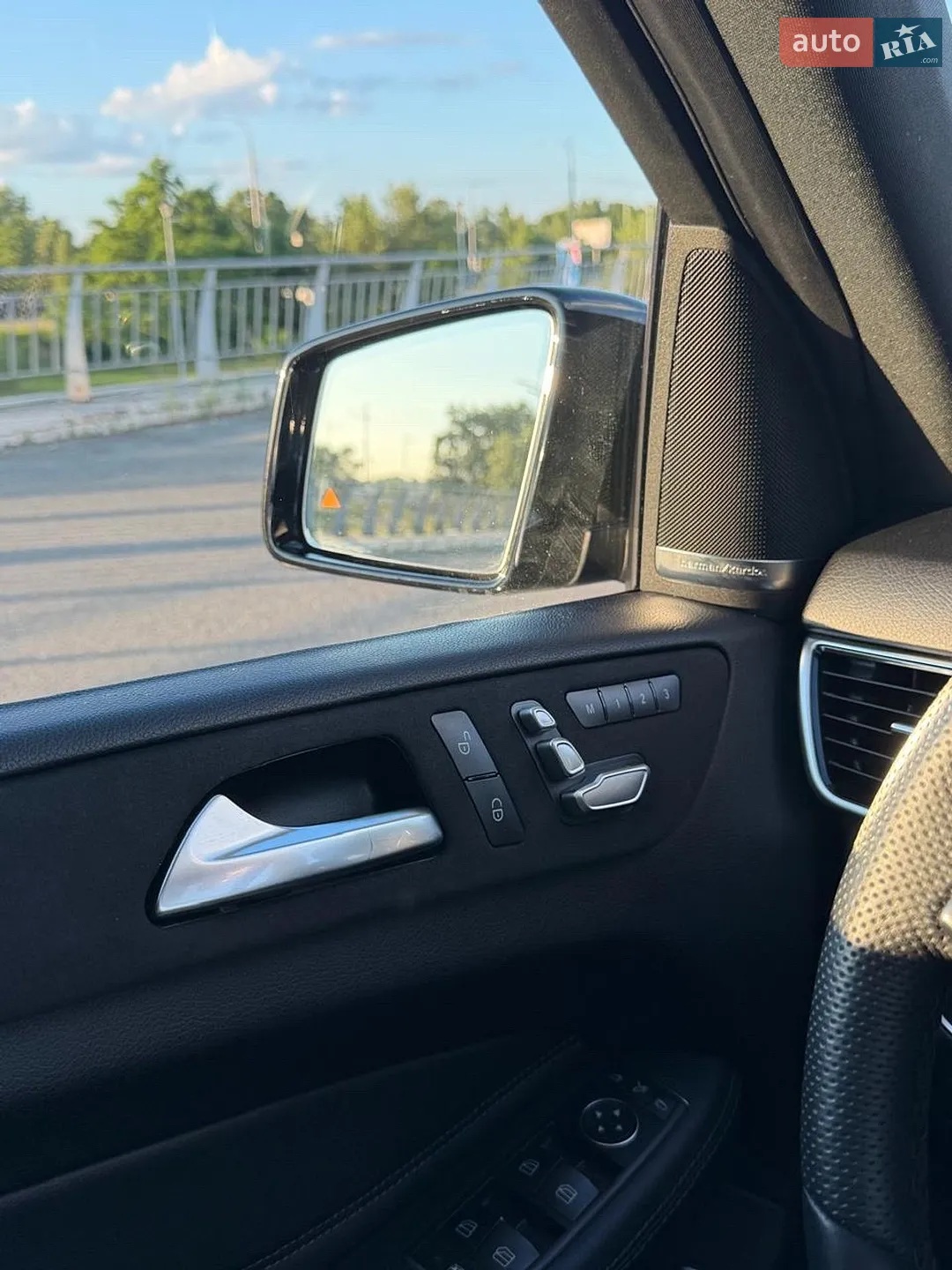2016 Mercedes-Benz GLE - мініатюра 42