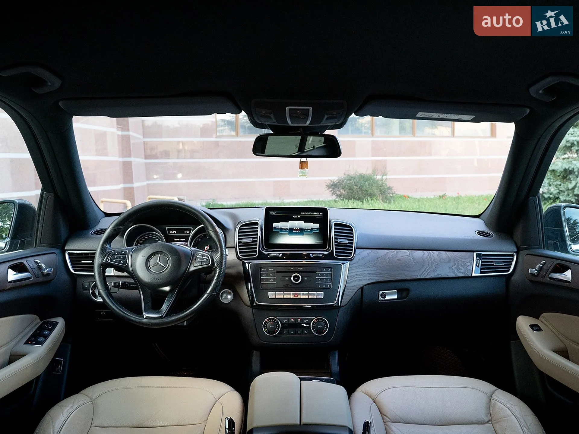 2015 Mercedes-Benz GLE - мініатюра 12