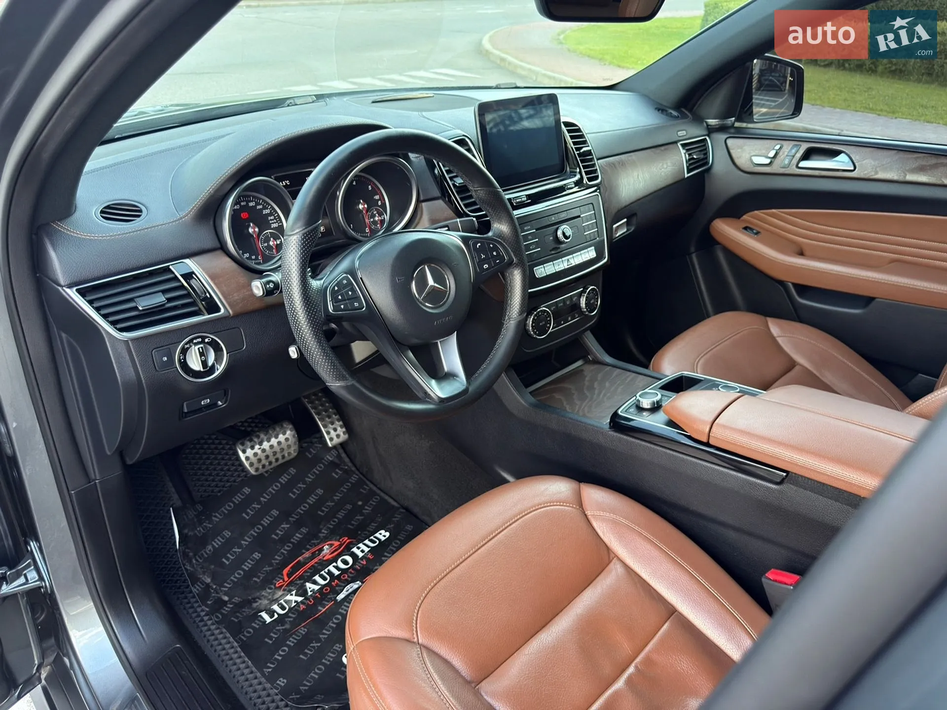 2017 Mercedes-Benz GLE - мініатюра 31
