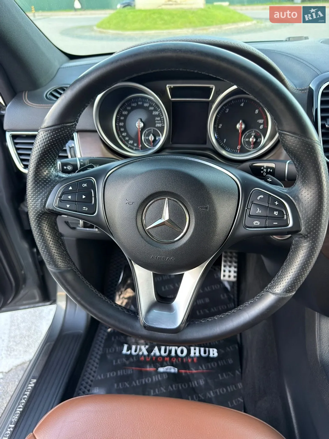 2017 Mercedes-Benz GLE - мініатюра 55