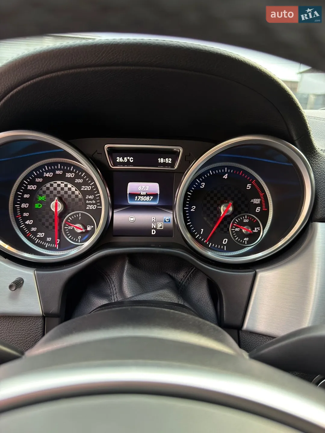 2016 Mercedes-Benz GLE - мініатюра 43