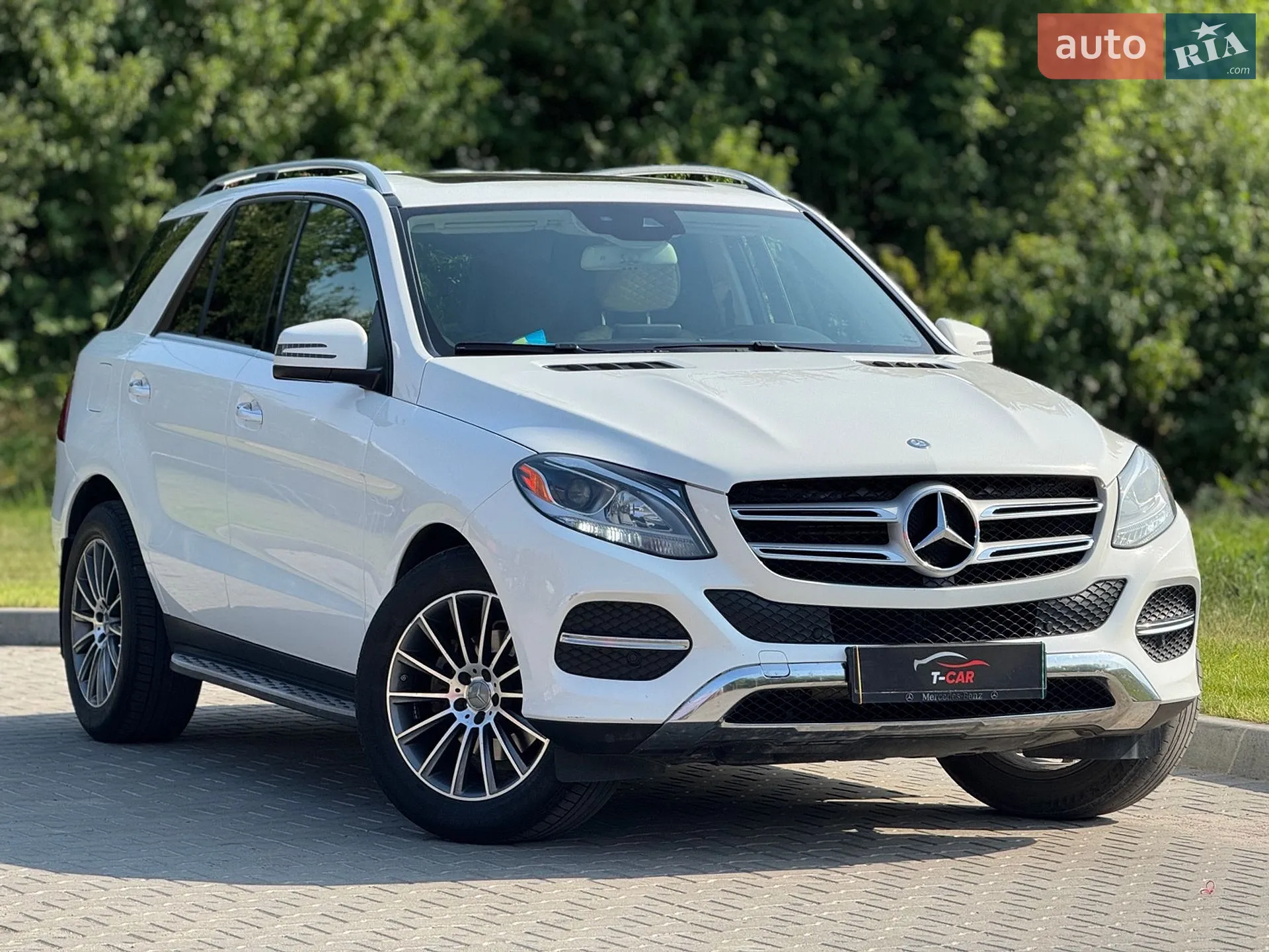 2016 Mercedes-Benz GLE - мініатюра 2