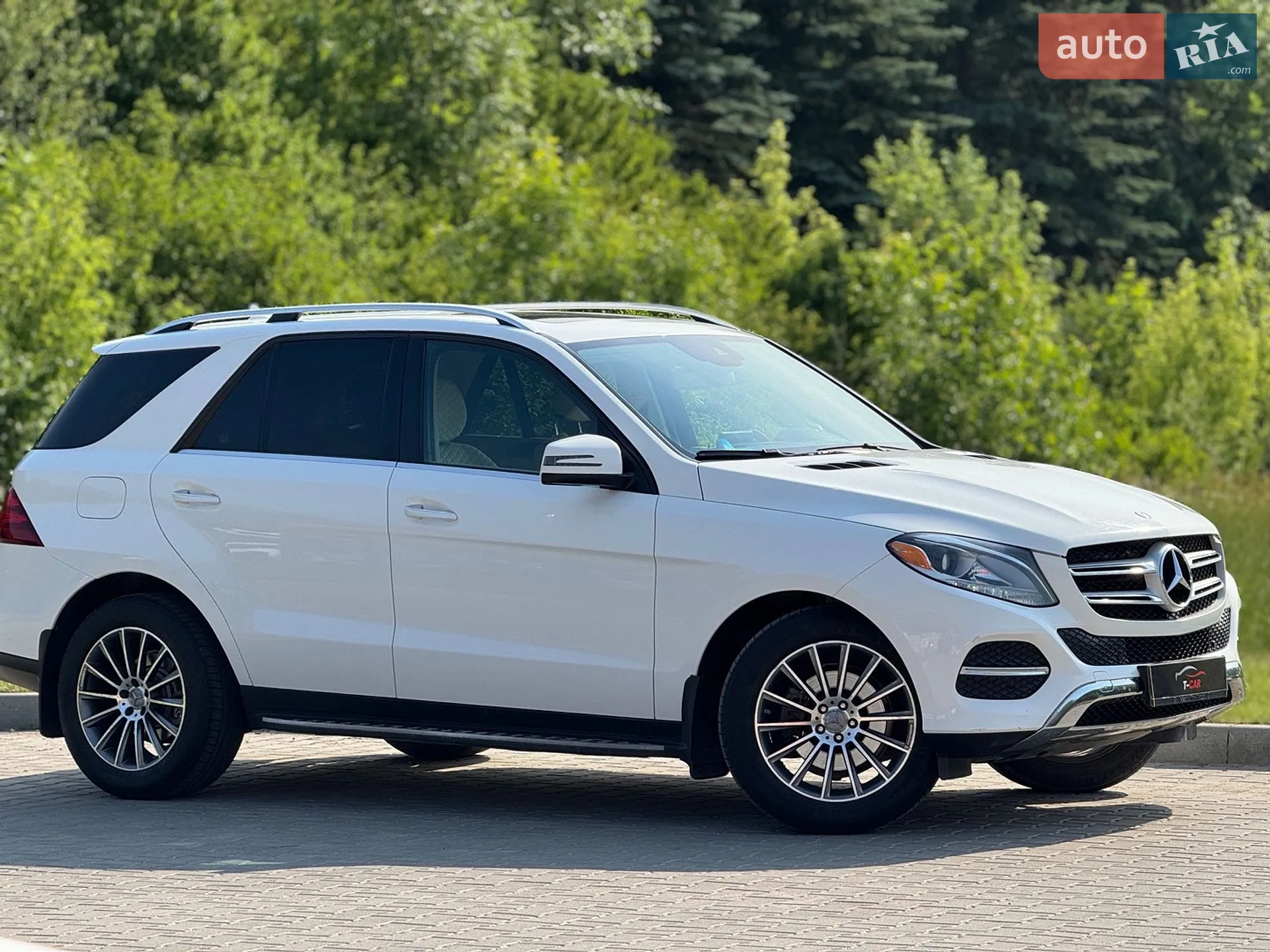 2016 Mercedes-Benz GLE - мініатюра 3