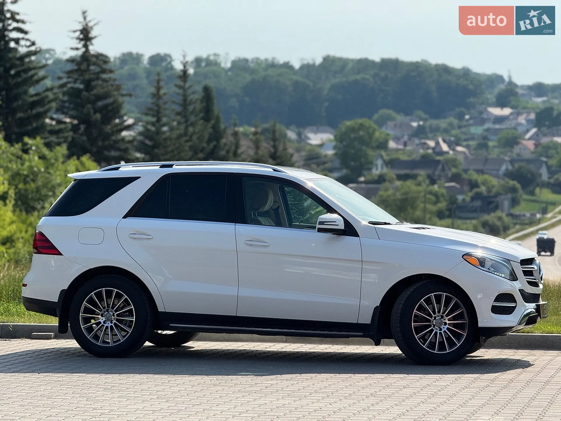 2016 Mercedes-Benz GLE - мініатюра 14