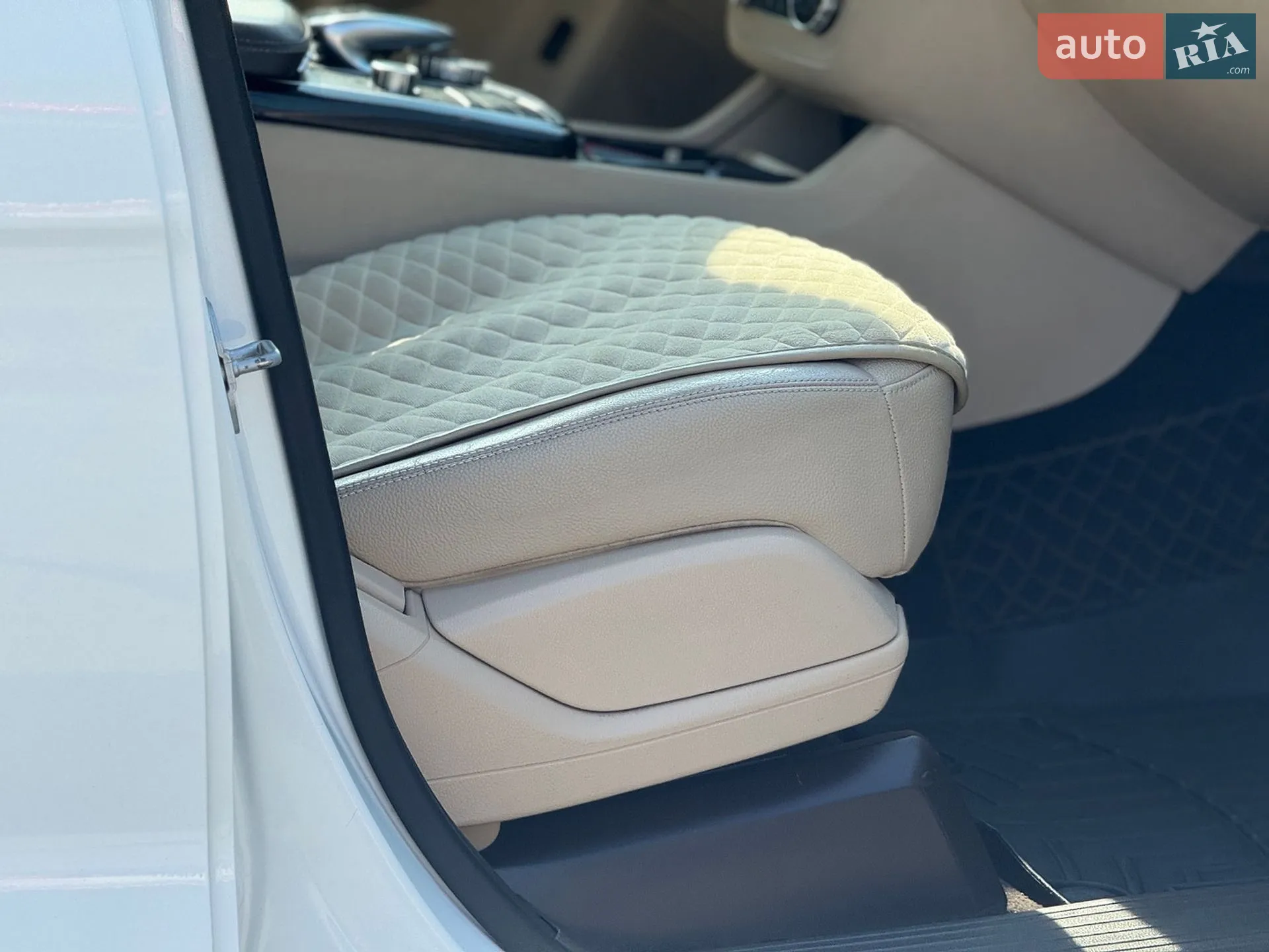 2016 Mercedes-Benz GLE - мініатюра 20