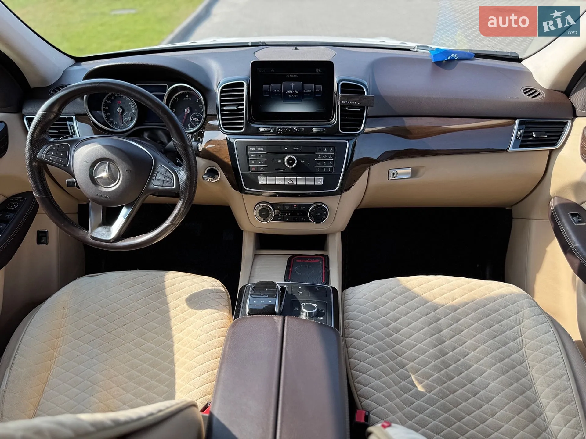 2016 Mercedes-Benz GLE - мініатюра 22