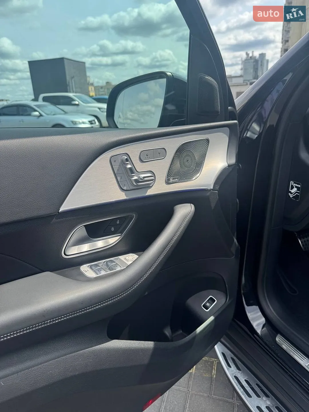 Mercedes-Benz GLE-Class 2023 VIN W1NFB3DB8RB100570 фото оголошення 26 з 30
