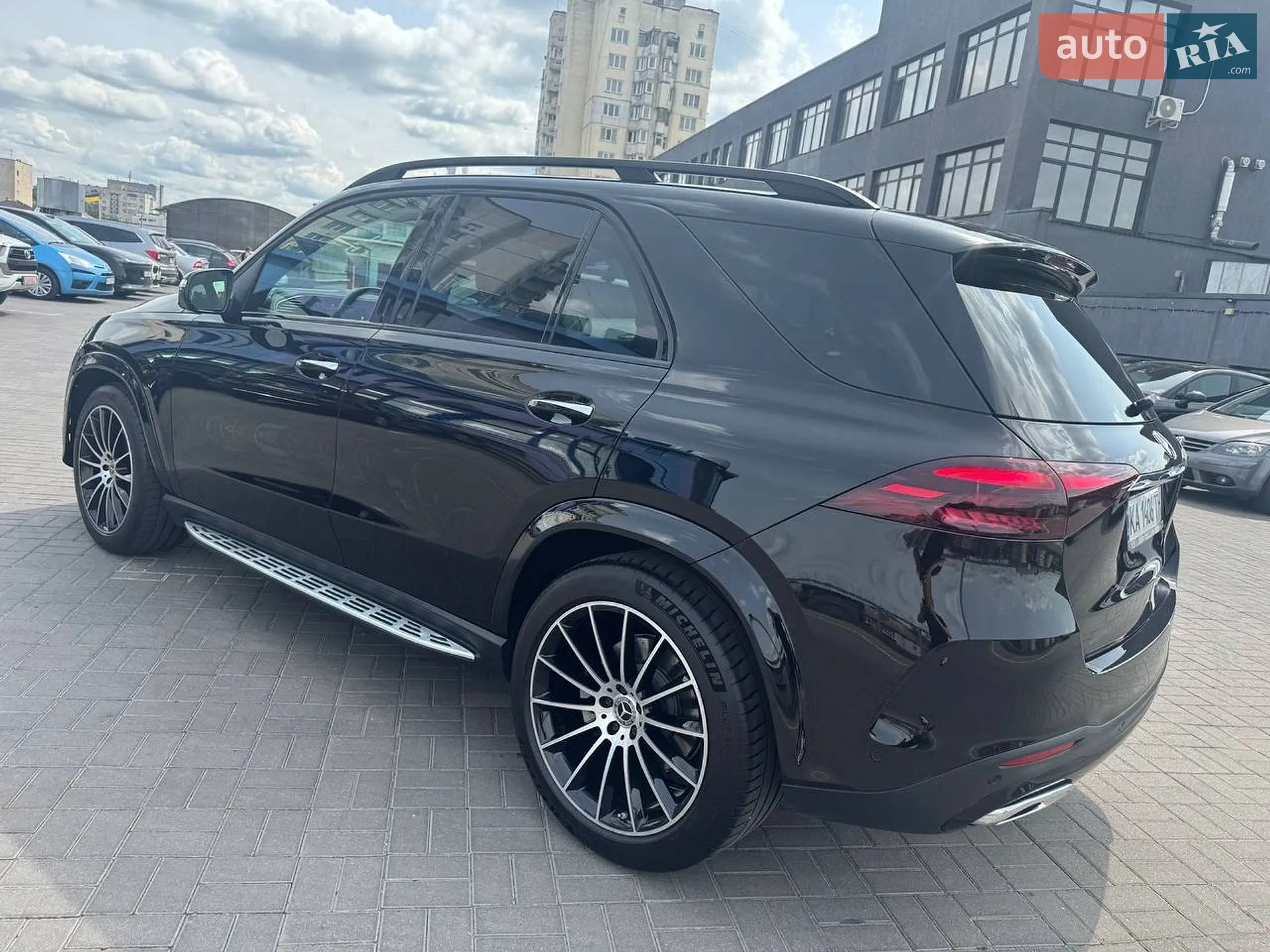 Mercedes-Benz GLE-Class 2023 VIN W1NFB3DB8RB100570 фото оголошення 8 з 30