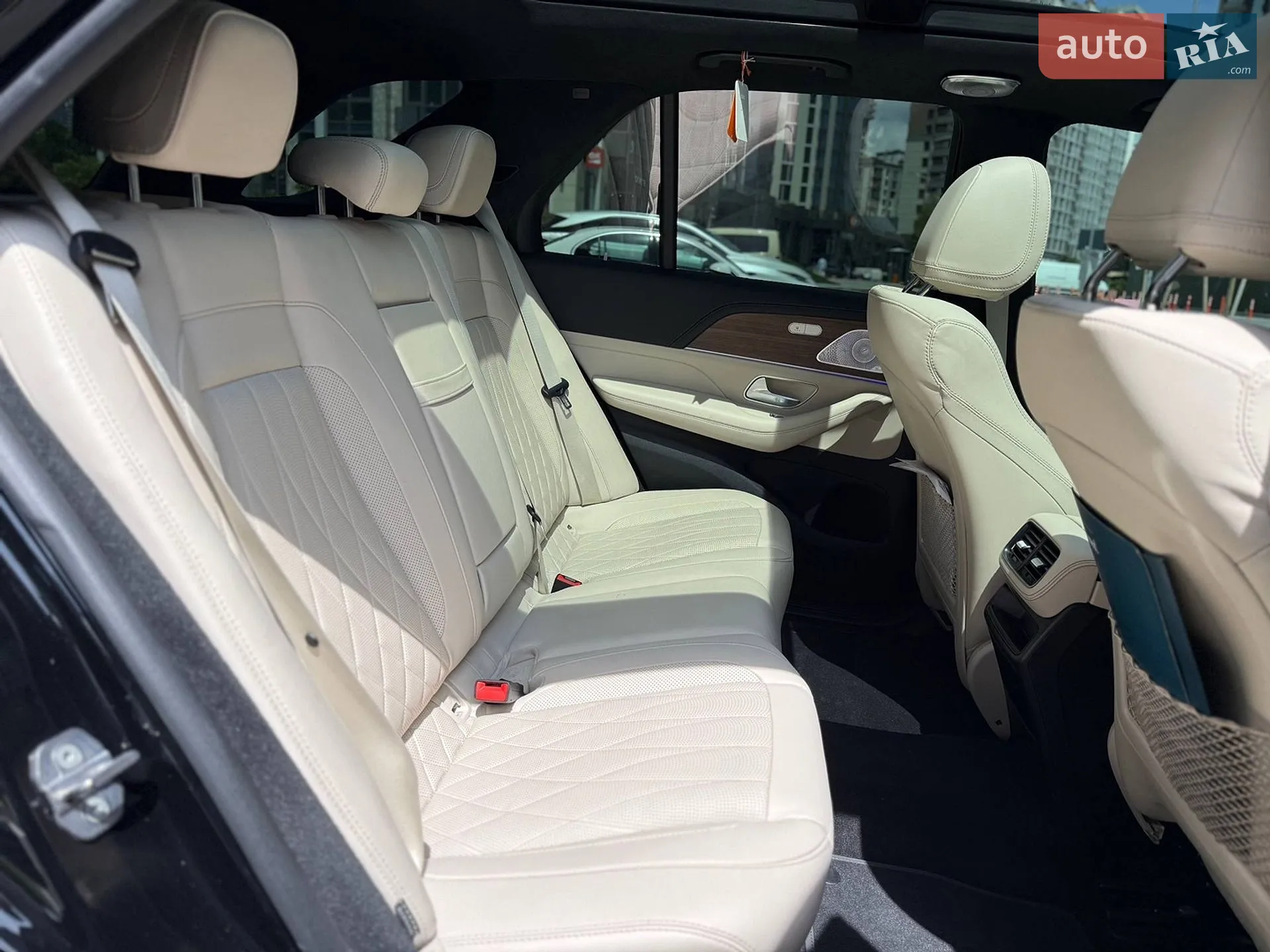 2020 Mercedes-Benz GLE - мініатюра 32