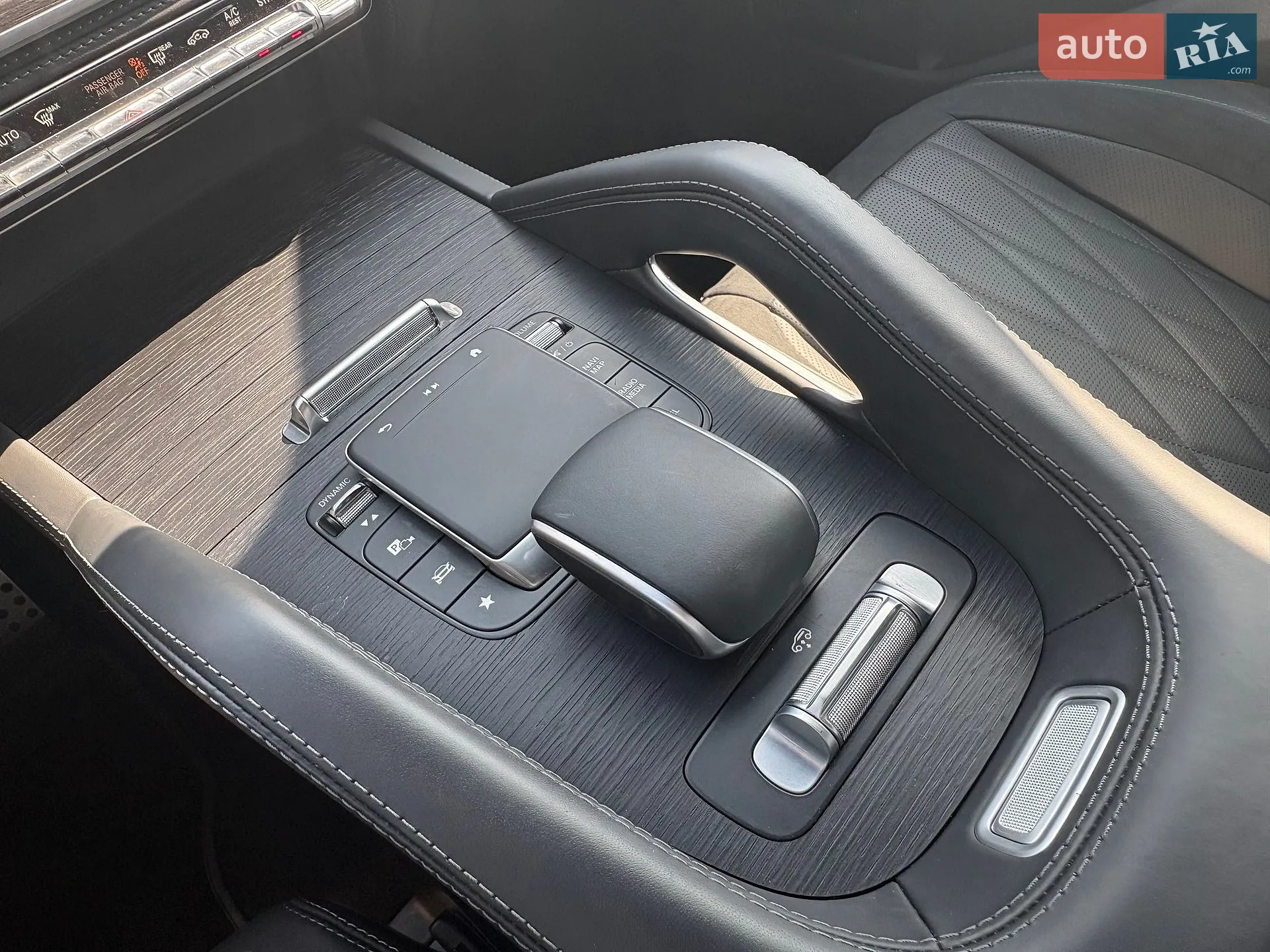 2024 Mercedes-Benz GLE - мініатюра 33