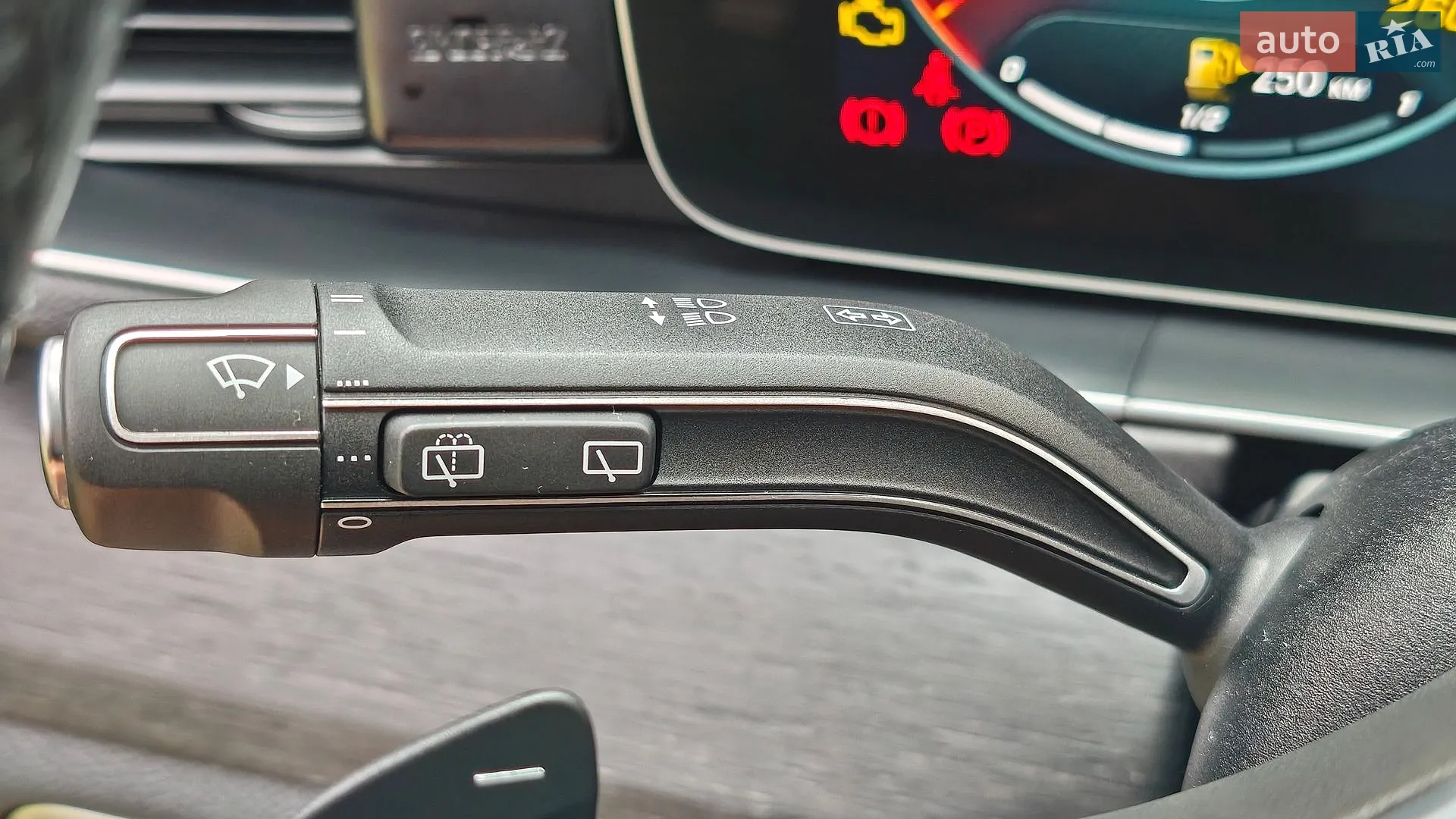 2019 Mercedes-Benz GLE - мініатюра 24