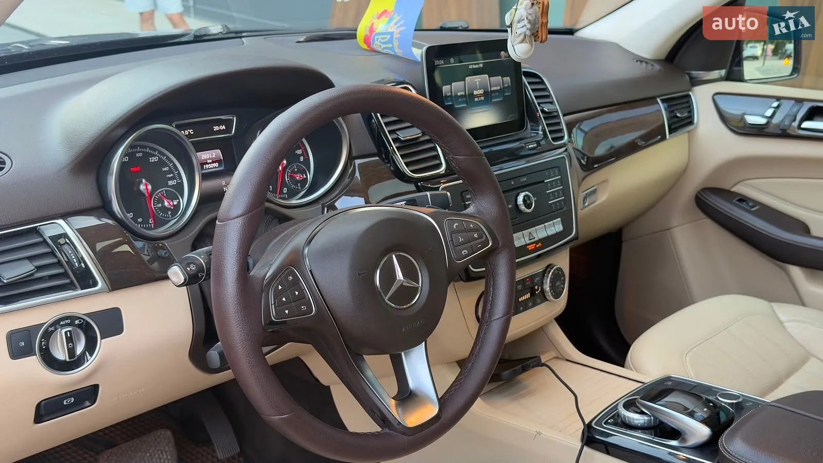 2016 Mercedes-Benz GLE - мініатюра 15