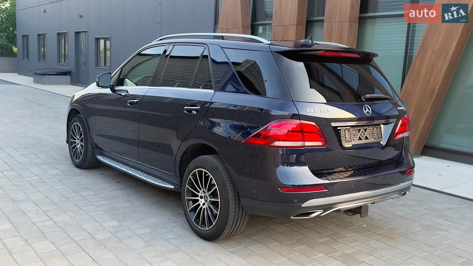 2016 Mercedes-Benz GLE - мініатюра 23