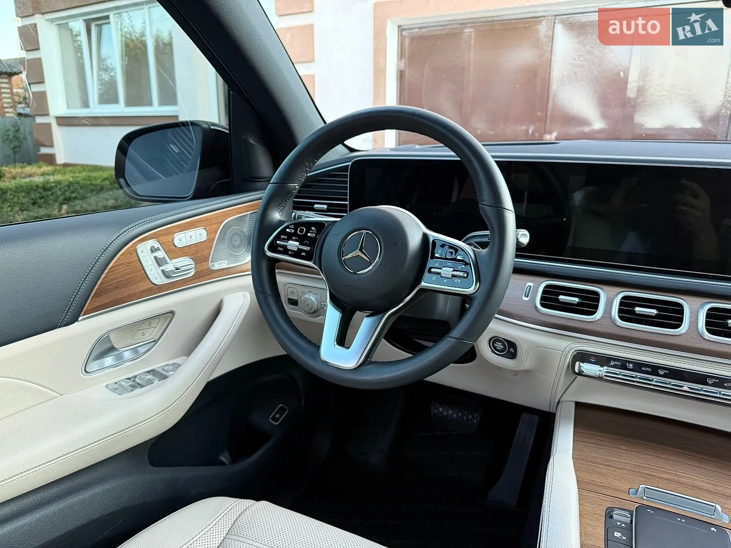 2022 Mercedes-Benz GLE - мініатюра 24