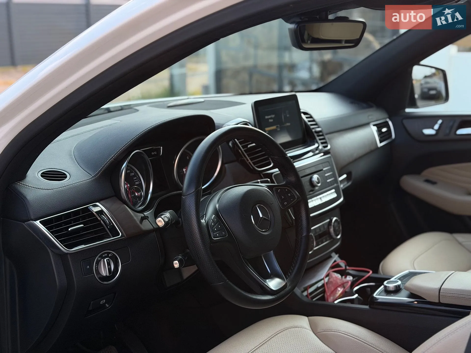 2017 Mercedes-Benz GLE - мініатюра 9