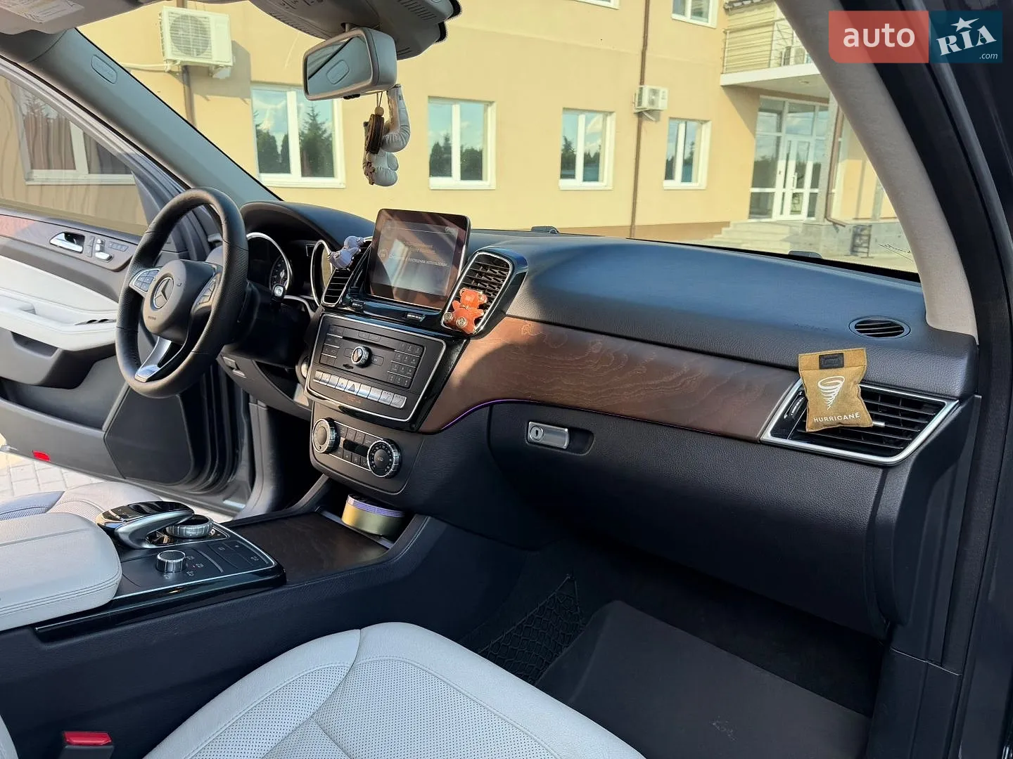 2016 Mercedes-Benz GLE - мініатюра 54
