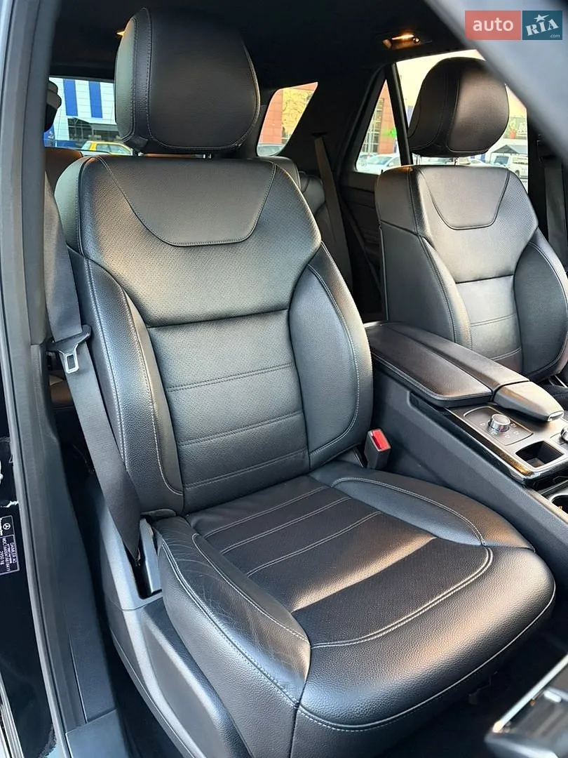 2016 Mercedes-Benz GLE - мініатюра 30