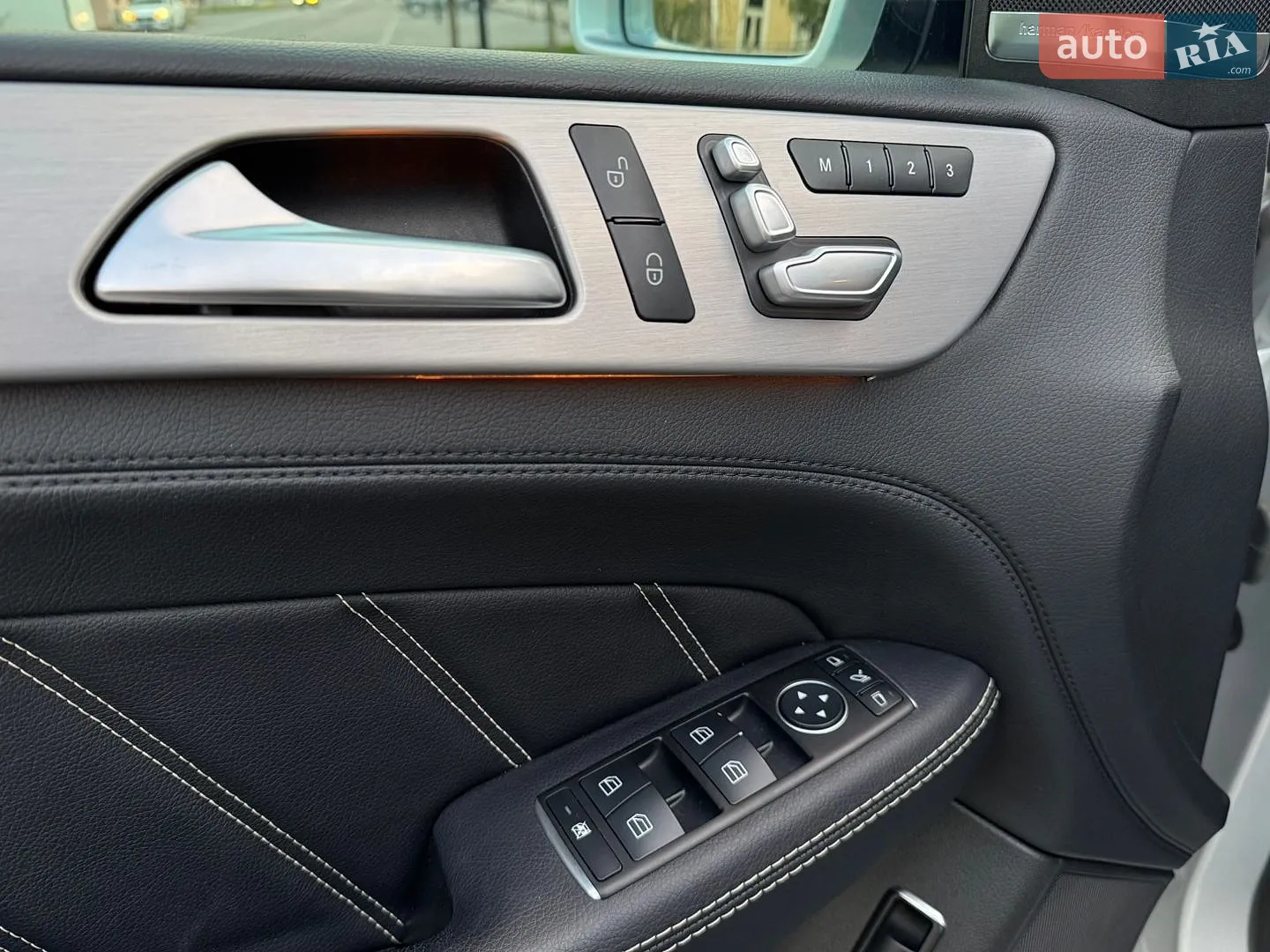 2016 Mercedes-Benz GLE - мініатюра 56