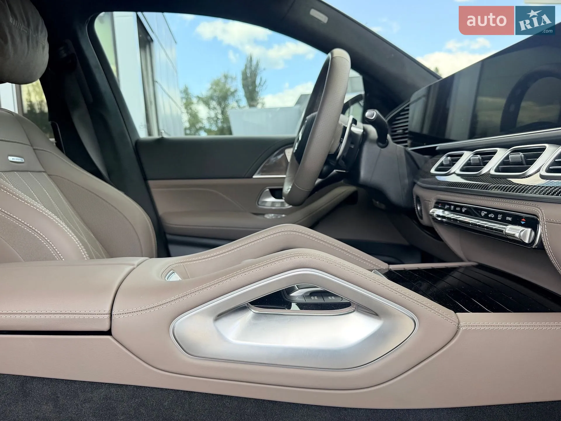 2025 Mercedes-Benz GLE - мініатюра 25